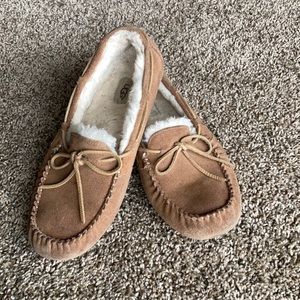 🔥 AUTHENTIC MENS UGG moccasins 🔥